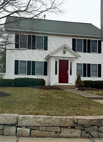 Outside view of Simply Orthodontics Holliston office building